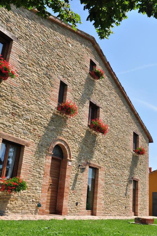 Girfalco Country House Bed & Breakfast อูร์บีโน ภายนอก รูปภาพ